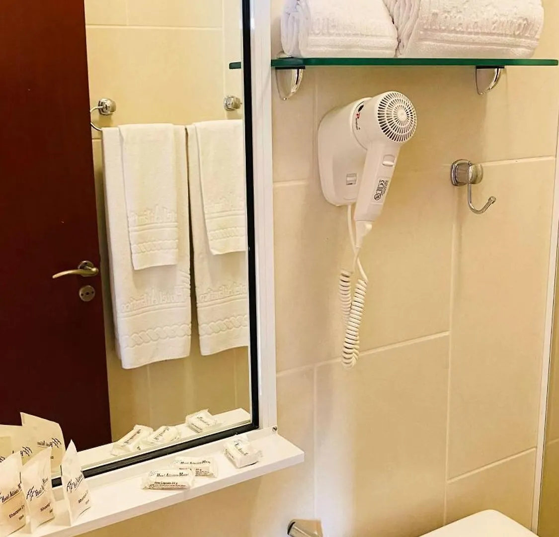 Hotel Atlantico Macae By Inn House 3*,